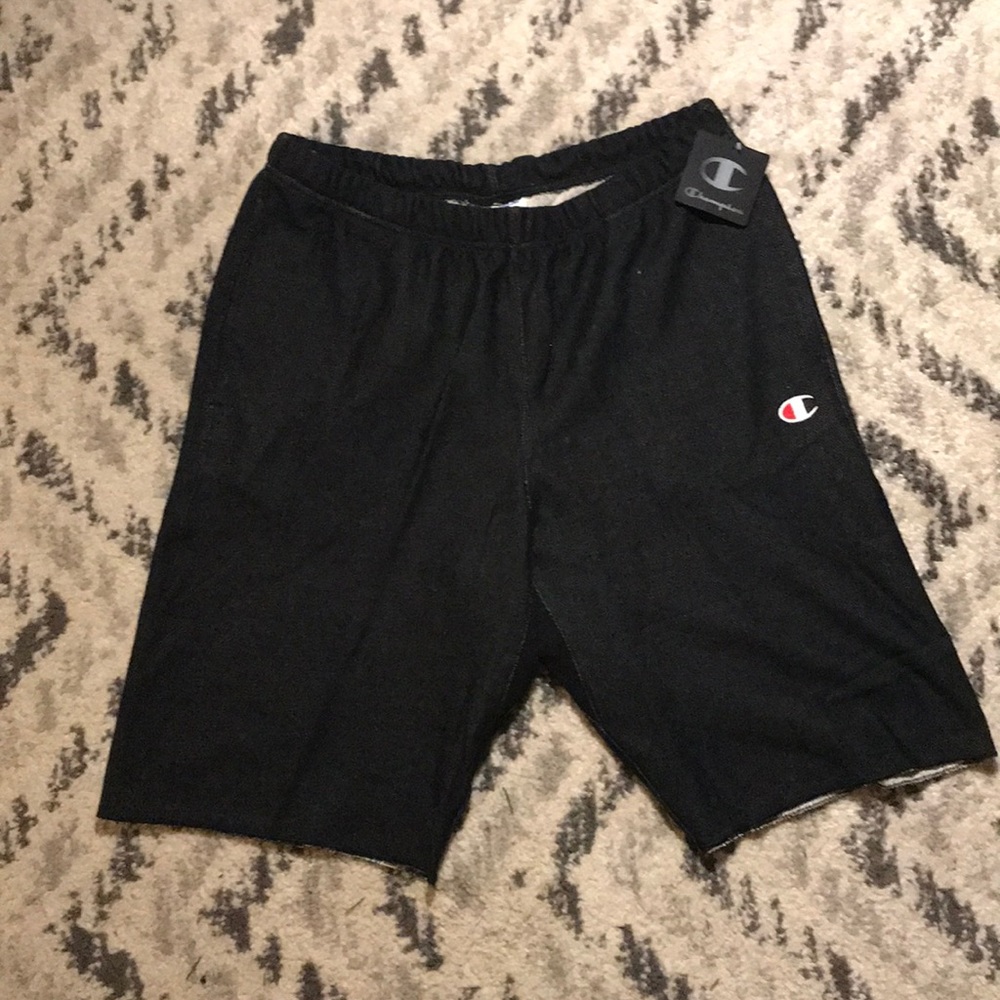 🖤ONE PAIR LEFT Champion Reverse Weave Shorts 🖤